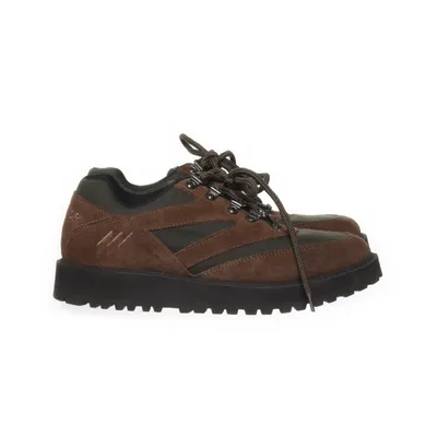 Sneakers (Brown) from Warrior