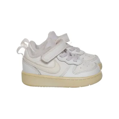 Sneakers (Court Borough Low 2) from Nike