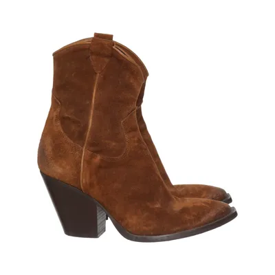 Heeled boots (Brown) from Bukela