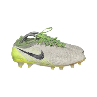 Voetbalschoenen (Magista) van Nike