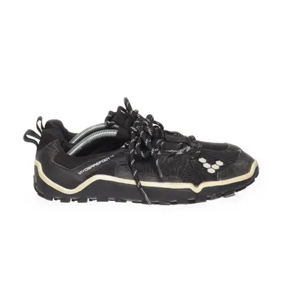 Sneakers (Black) from Vivobarefoot
