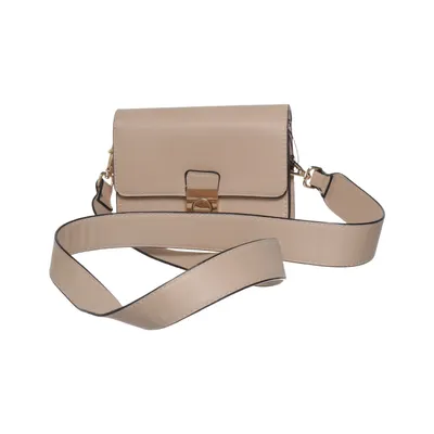 Axelremsväska (Beige) från Åhléns