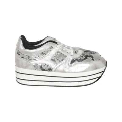 Sneaker (Silber, Grau, Schwarz) von Forever Folie