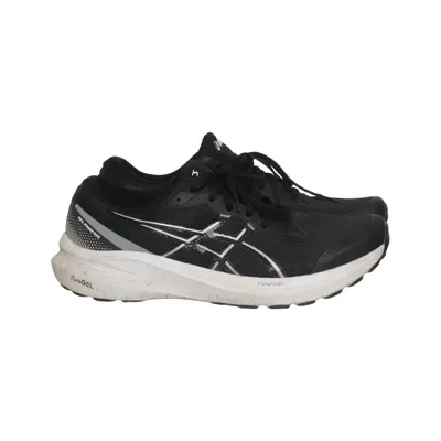 Running shoes (Ds Cs) from Asics