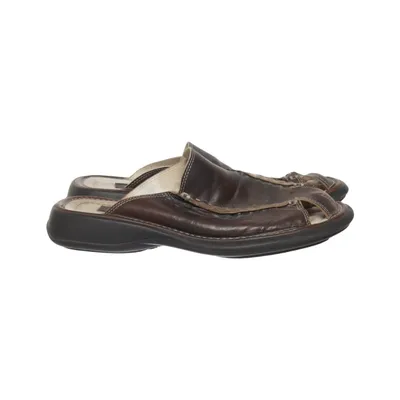 Slip-ins (Brown) from Dahlin