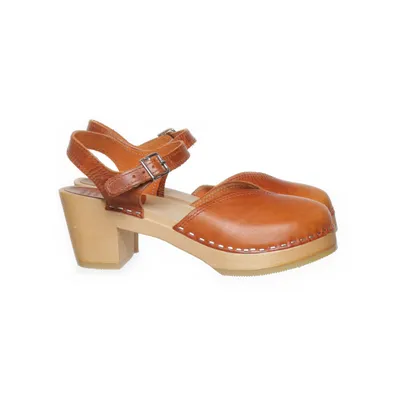 Clogs (Brown) from Maguba