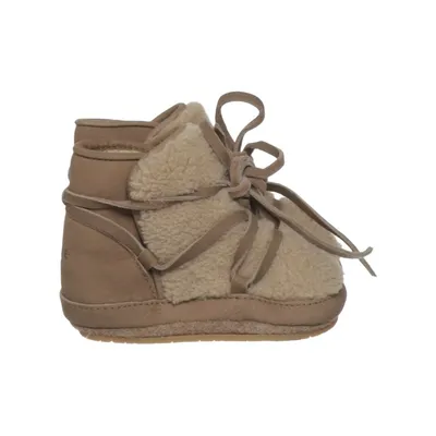 Baby booties (Beige) from Donsje Faux fur