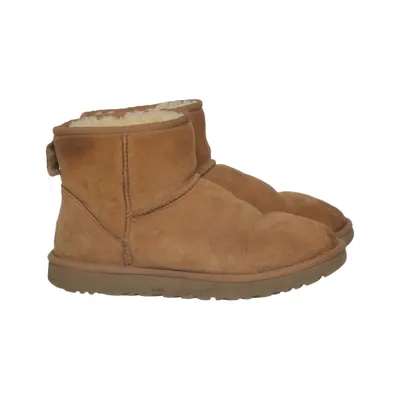 Boots (Classic Mini) från UGG Mocka