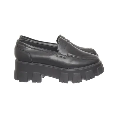 Loafers (Black) from Eggo