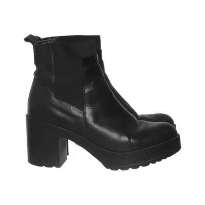 Chelsea boots (Black) from Tamaris Leather