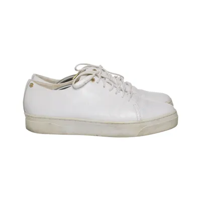 Sneakers (Wit) van Agnes Cecilia
