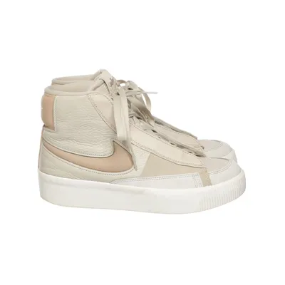 Sneakers (Beige) from Nike