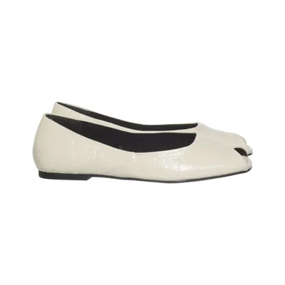 Ballet flats (White) from Zara