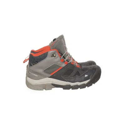 Hiking shoes (Gray, Red) from Quechua