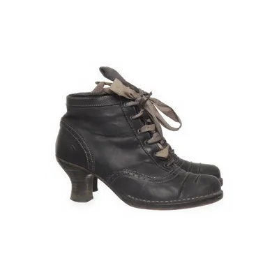 Heeled boots (Black) from Neosens