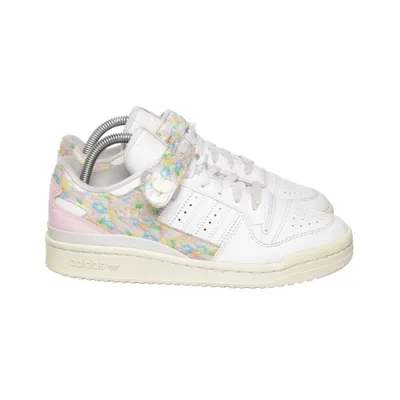 Sneakers (White) from Adidas