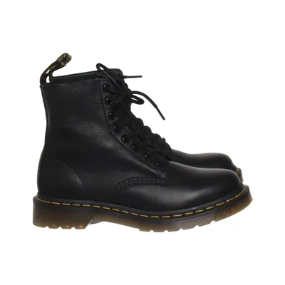 Kängor (1460 Pascal) från Dr. Martens Skinn