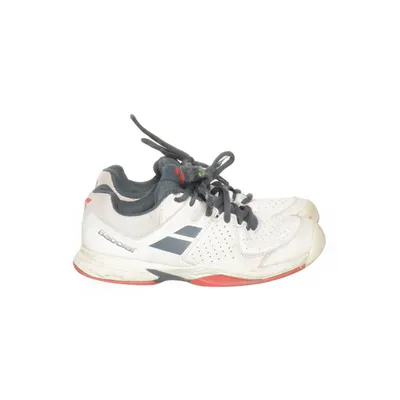 Trainers (White) from Babolat
