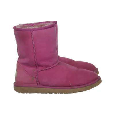 Boots (Classic Mini) från UGG Skinn