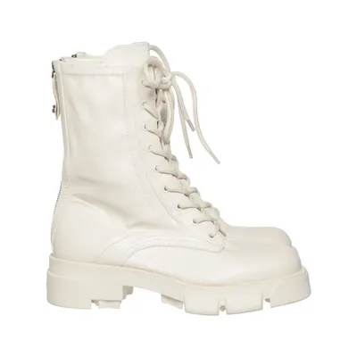 Laced boots (Madaya) from Guess Leather