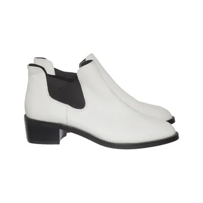 Chelsea boots (White) from Shelly London