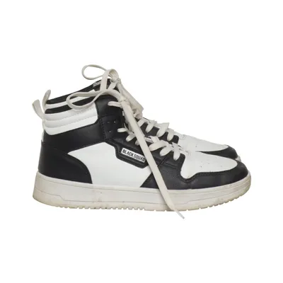 Sneakers (Svart, Vit) från Black Squad