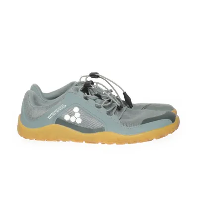 Sneakers (Green) from Vivobarefoot