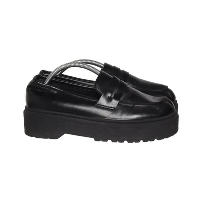 Loafers (Svart) från Vox