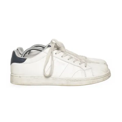 Sneakers (White) from Borg