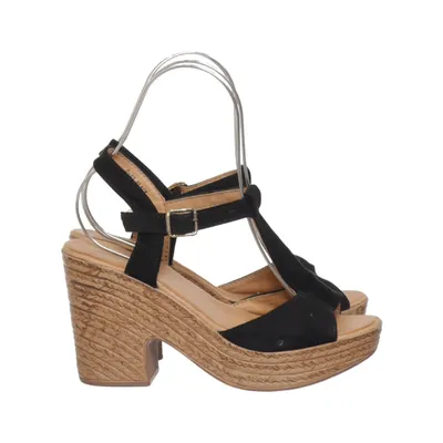 Chaussure compensées (Noir, Marron) de Mulanka