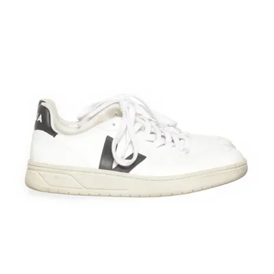 Sneakers (White, Black) from Veja