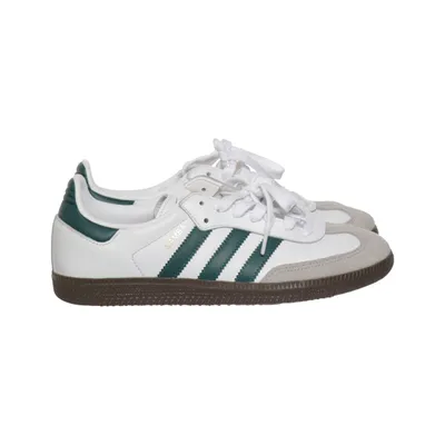 Baskets (Blanc, Vert, Gris) de Adidas
