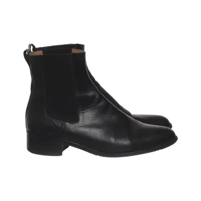 Chelsea boots (Black) from Flattered