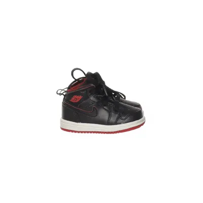 Sneakers (Nike Air Jordan Retro 1 Mid) van Nike Air Jordan