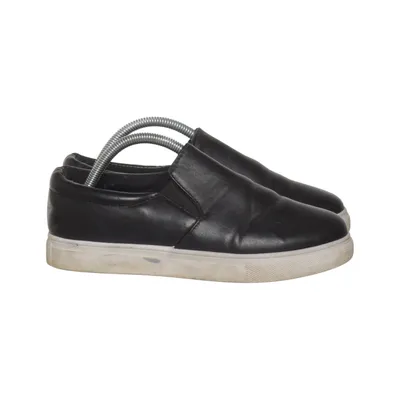Slip-ons (Sort) fra Kayla