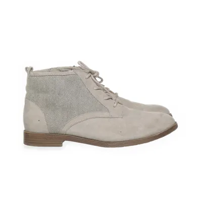 Laced boots (Gray) from Graceland