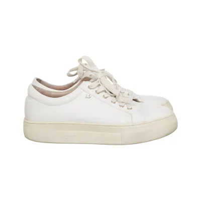 Baskets (Blanc) de Vince Camuto Cuir