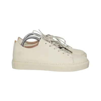 Sneakers (Beige) from Sneaky Steve Leather