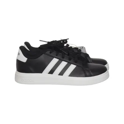 Baskets (Grand Court) de Adidas