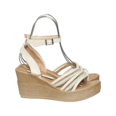 Kilklackar (Beige) från Erynn