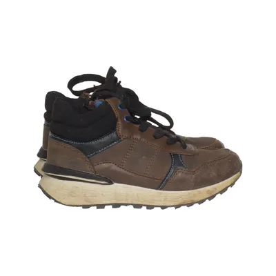 Sneakers (Brown) from Sprox