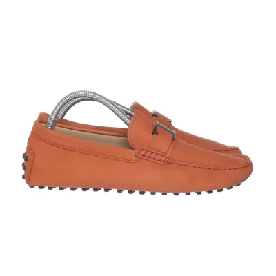 Schoenen (Oranje) van Tod's