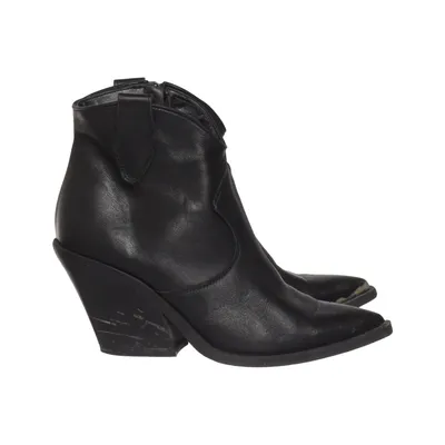Heeled boots (Black) from Ovyé