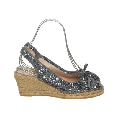 Wedges (Gray) from Vidorreta