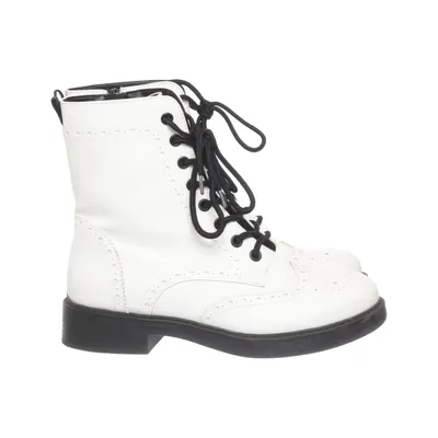 Laced boots (White, Black) from Graceland