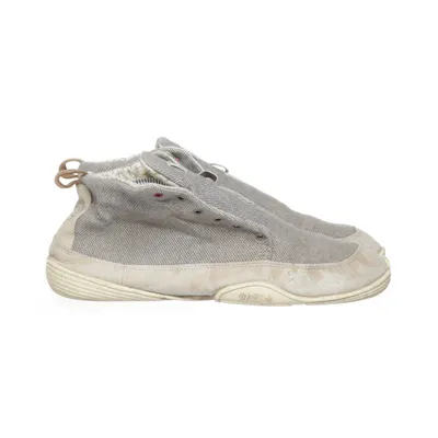Walking shoes (Gray) from Wildling Shoes