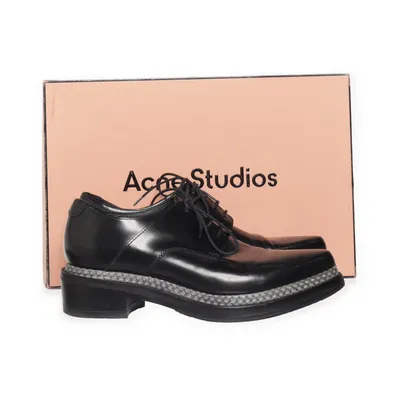 Derbyskor (Svart) från Acne Studios