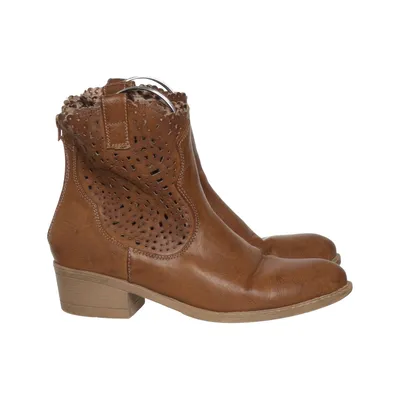 Bottes à talons (Marron) de Studio London