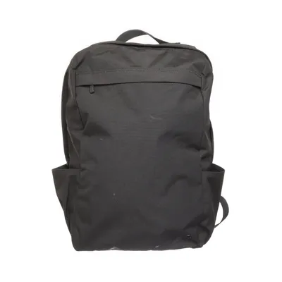 Backpack (URBAN HIKER) from Urban Hiker