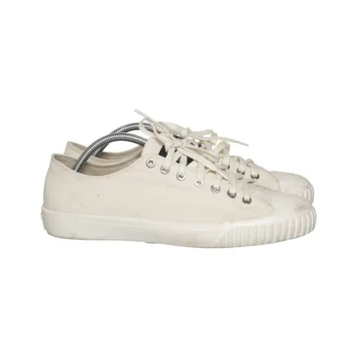 Canvas shoes (Swing Low) from Sneaky Steve
